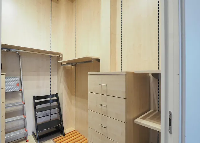 Appartement à 2 Chambres à Coucher